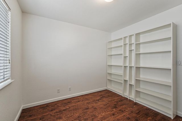 8992 Panamint Ct, Elk Grove, CA 95624
