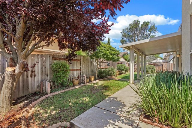 8992 Panamint Ct, Elk Grove, CA 95624