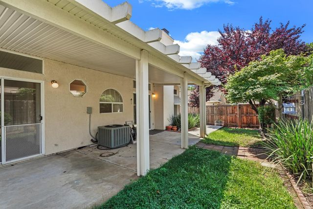 8992 Panamint Ct, Elk Grove, CA 95624
