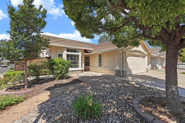 8992 Panamint Ct, Elk Grove, CA 95624