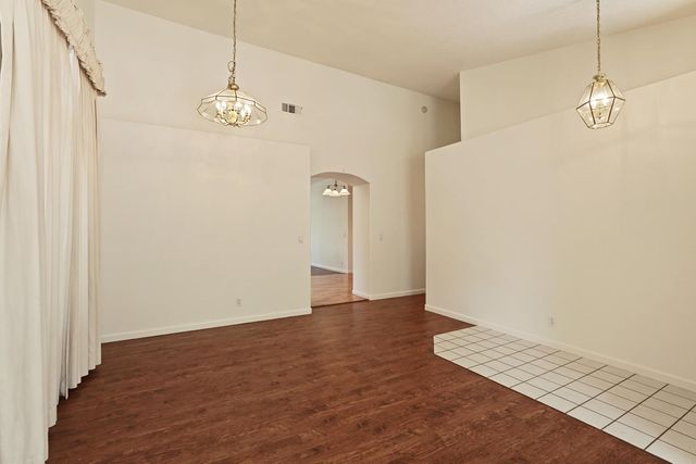 8992 Panamint Ct, Elk Grove, CA 95624