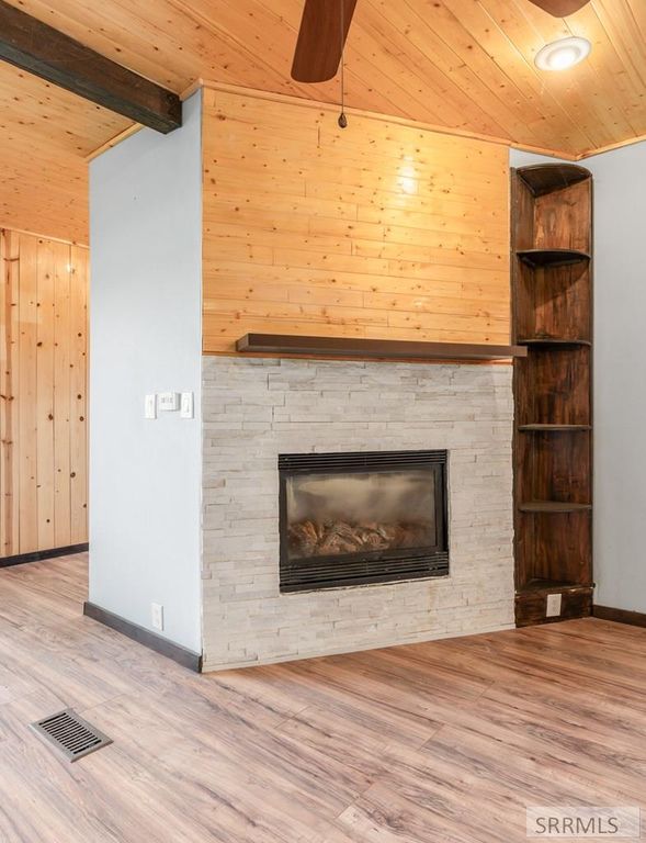 Image 11 of property listing at 95 N 100 W, Blackfoot, ID 83221