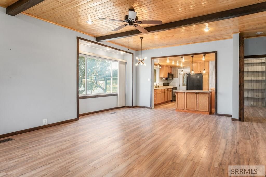 Image 13 of property listing at 95 N 100 W, Blackfoot, ID 83221