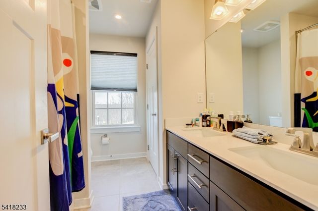 7 Troy Ln, Roxbury Twp., NJ 07850