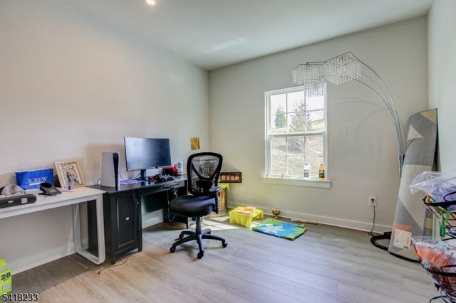 7 Troy Ln, Roxbury Twp., NJ 07850