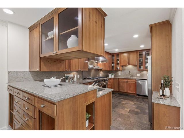 1617 Hudson St, Denver, CO 80220