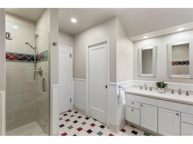 1617 Hudson St, Denver, CO 80220