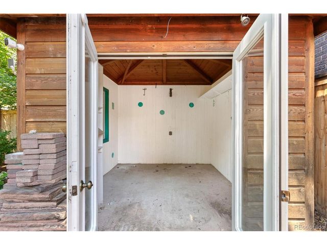 1617 Hudson St, Denver, CO 80220