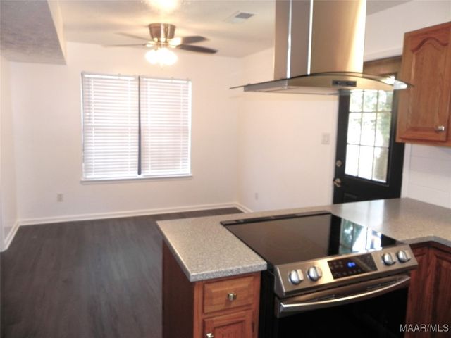 227 Gardenia Court, Prattville, AL 36067