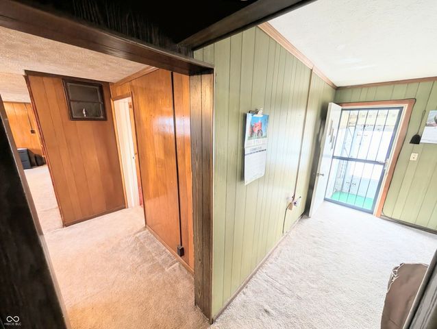 5599 N State Road 9, Hope, IN 47246