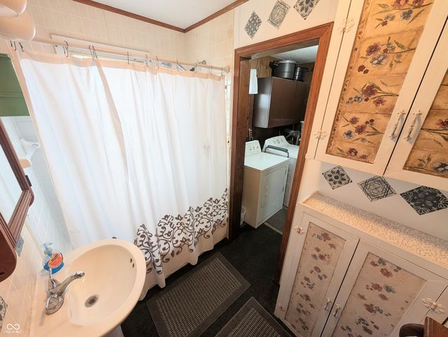 5599 N State Road 9, Hope, IN 47246