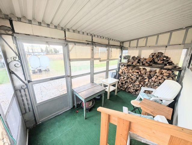 5599 N State Road 9, Hope, IN 47246