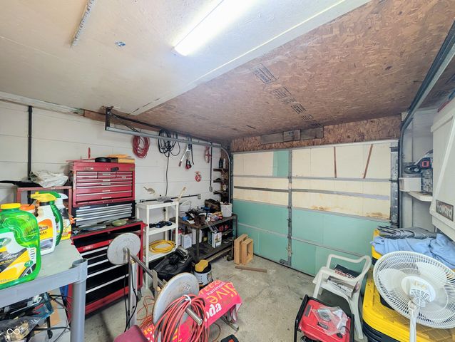 5599 N State Road 9, Hope, IN 47246