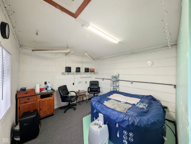 5599 N State Road 9, Hope, IN 47246