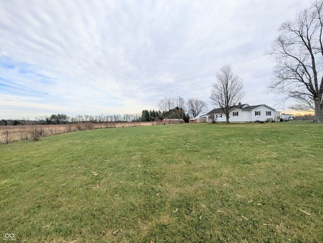 5599 N State Road 9, Hope, IN 47246