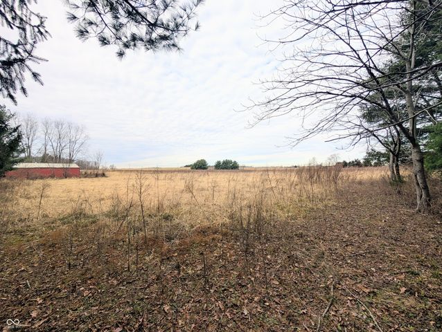 5599 N State Road 9, Hope, IN 47246