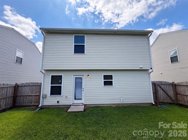 5730 Natick Drive, Charlotte, NC 28214