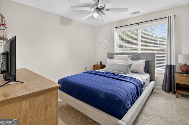 69 Alma Court, Commerce, GA 30529