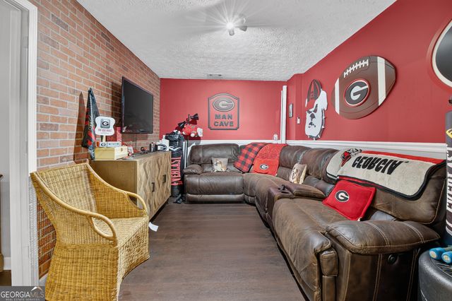 69 Alma Court, Commerce, GA 30529
