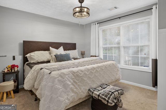 69 Alma Court, Commerce, GA 30529