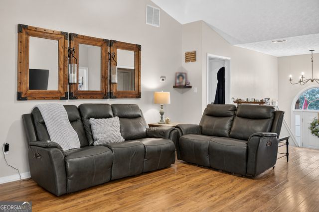 69 Alma Court, Commerce, GA 30529