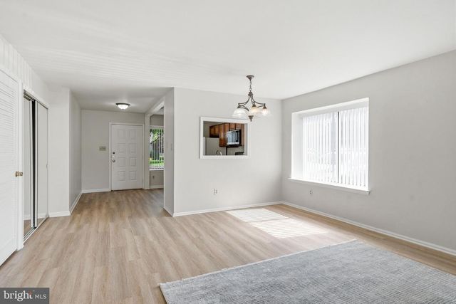 905 CHESTERWOOD CT, Marlton, NJ 08053