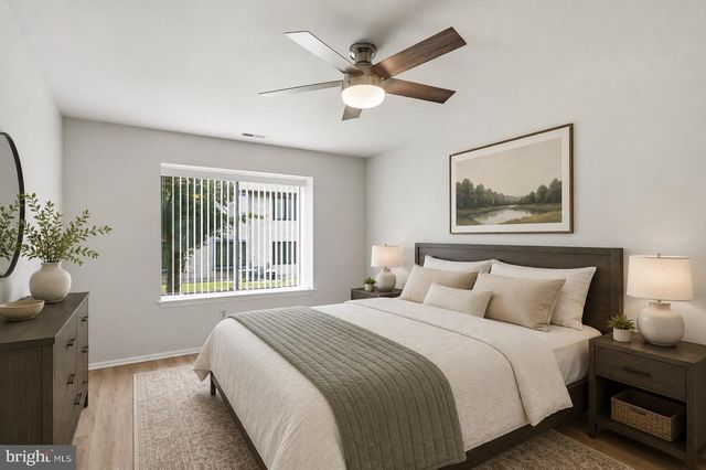 905 CHESTERWOOD CT, Marlton, NJ 08053