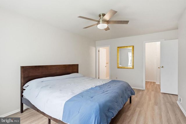905 CHESTERWOOD CT, Marlton, NJ 08053