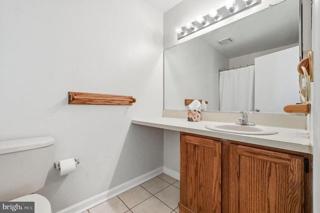 905 CHESTERWOOD CT, Marlton, NJ 08053