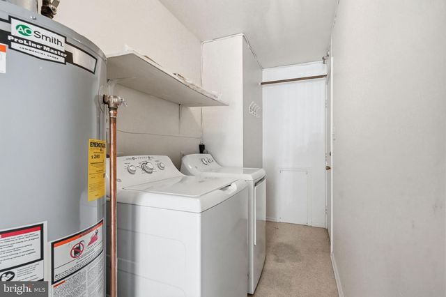 905 CHESTERWOOD CT, Marlton, NJ 08053