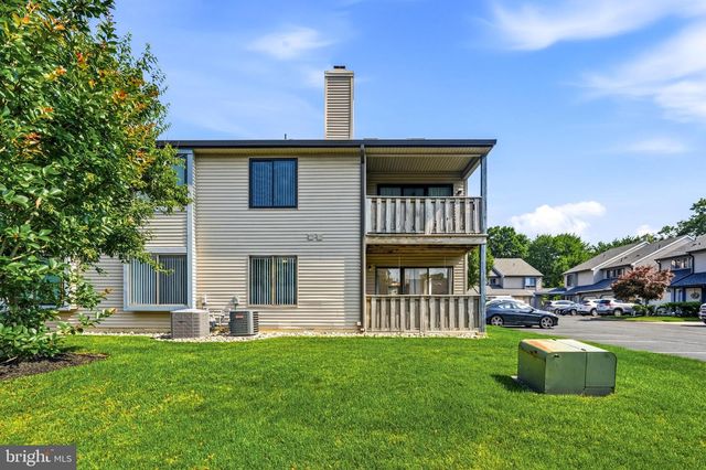 905 CHESTERWOOD CT, Marlton, NJ 08053