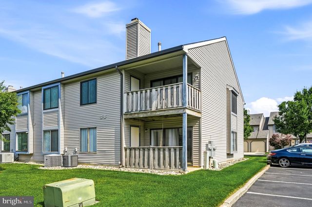905 CHESTERWOOD CT, Marlton, NJ 08053