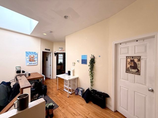 11 Vancouver St 3, Boston, MA 02115
