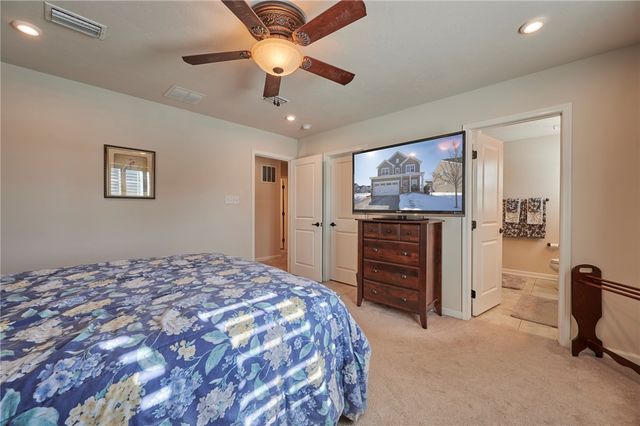 138 Twin Oaks Dr, Buffalo Twp, PA 16055