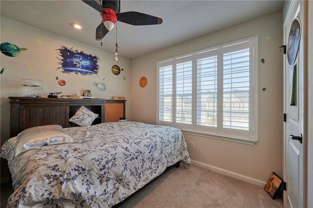 138 Twin Oaks Dr, Buffalo Twp, PA 16055