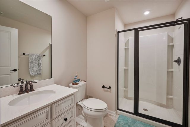 138 Twin Oaks Dr, Buffalo Twp, PA 16055