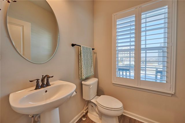 138 Twin Oaks Dr, Buffalo Twp, PA 16055