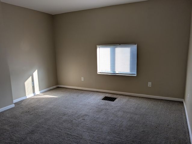 3018 E 6th Avenue, Columbus, OH 43219