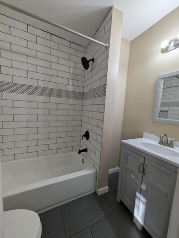 3018 E 6th Avenue, Columbus, OH 43219