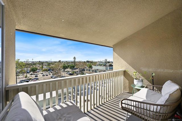 1855 Diamond St 5-327, San Diego, CA 92109