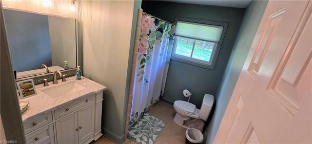 105 Mendenhall Road, Jamestown, NC 27282