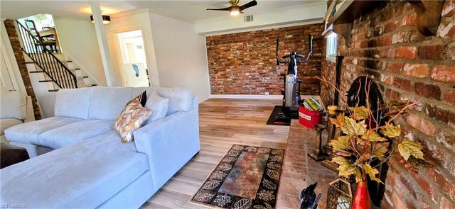 105 Mendenhall Road, Jamestown, NC 27282