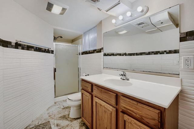 900 W 84th Street, Bloomington, MN 55420