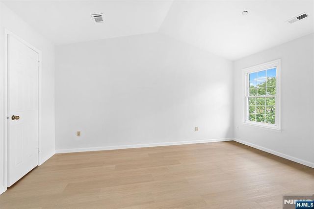 19 Quail Court 40, Englewood, NJ 07631