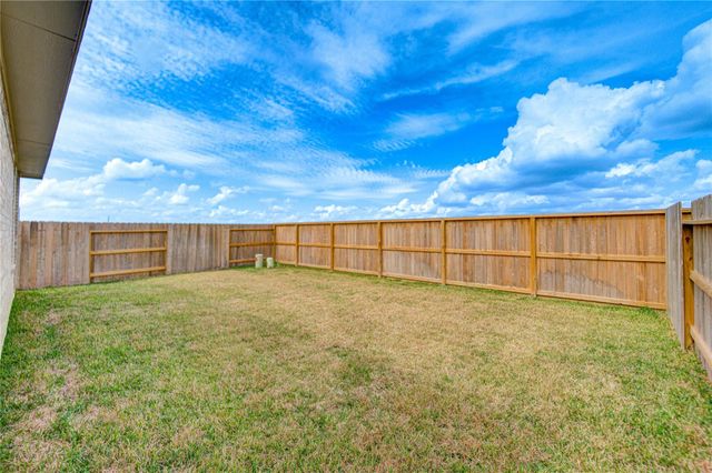 1047 Blue Stone Drive, Beasley, TX 77417