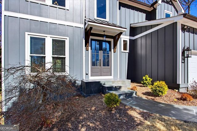 535 Tumbling Creek Drive, Alpharetta, GA 30005