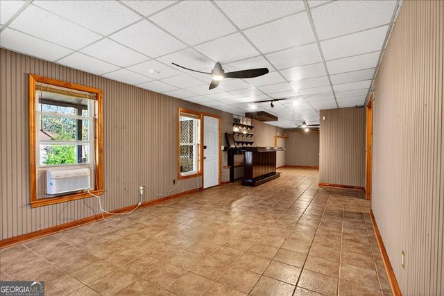 535 Tumbling Creek Drive, Alpharetta, GA 30005