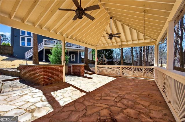 535 Tumbling Creek Drive, Alpharetta, GA 30005