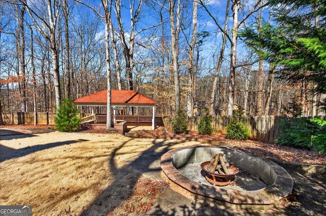 535 Tumbling Creek Drive, Alpharetta, GA 30005