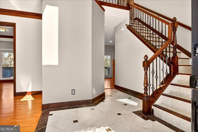 535 Tumbling Creek Drive, Alpharetta, GA 30005